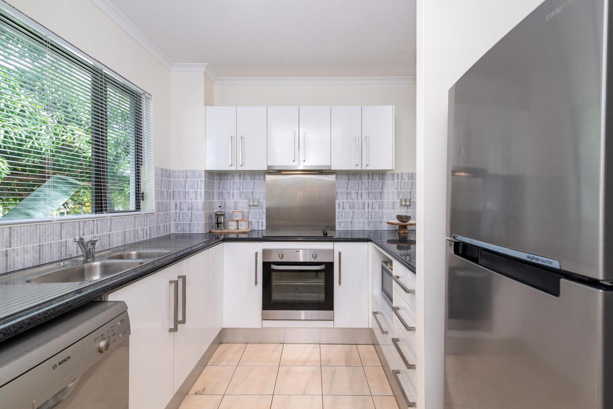 Tropical Reef Apartments Port Douglas Esterno foto